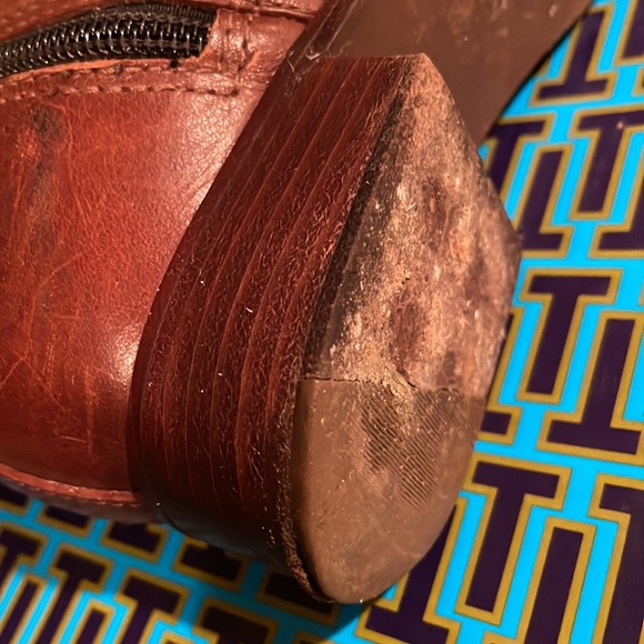 Tory Burch Rosalie 30mm Riding Boots, Almond/ Charcoal, Size 6.5 - Picture 13 of 14